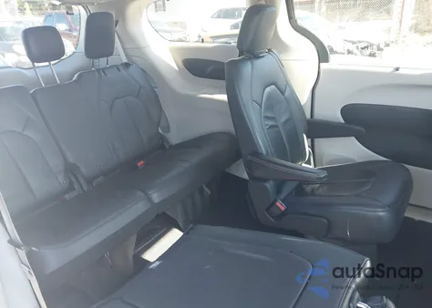 2017 Chrysler Pacifica Touring-L from USA, damaged, VIN 2C4RC1BG1HR759448